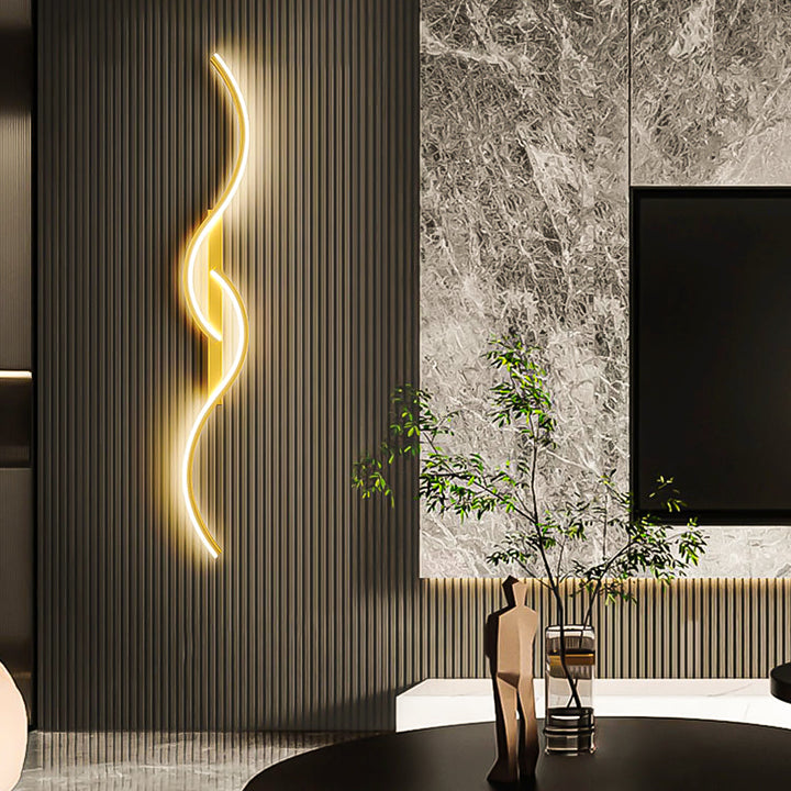 AURORA™ Golden Wavy Wandleuchte